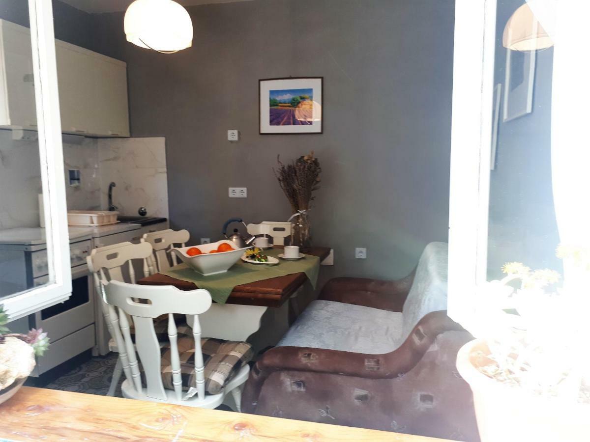 Marty Apartment Рогозница Екстериор снимка