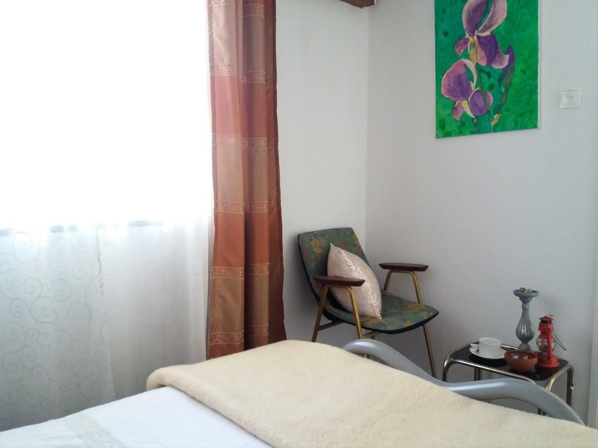 Marty Apartment Рогозница Екстериор снимка